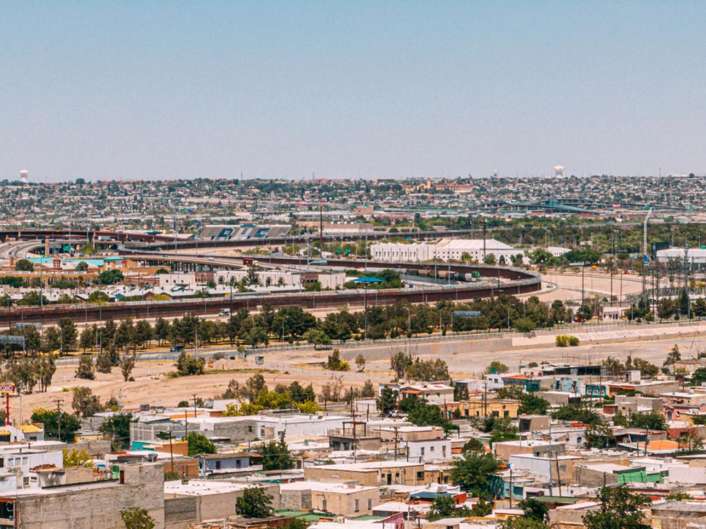 Border area scenery in Ciudad Juarez
