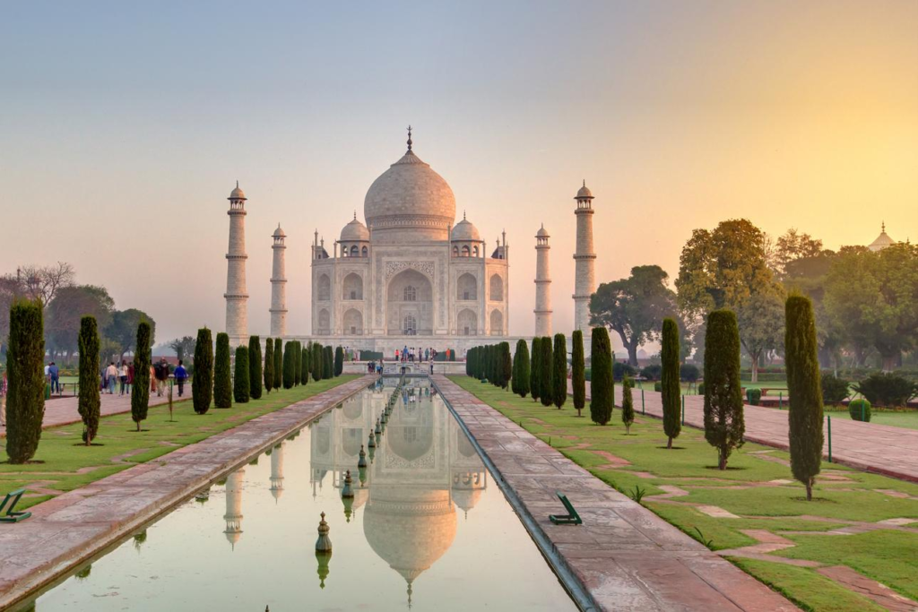 Taj Mahal Agra India sunrise